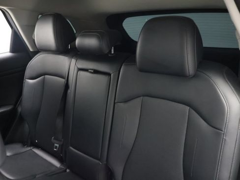 Used 2025 Kia Sportage EX FWD image 18