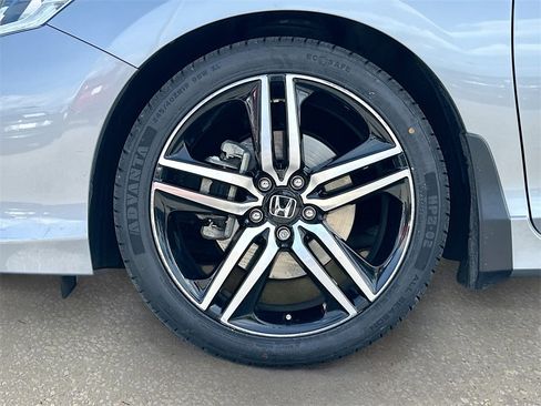 Used 2017 Honda Accord Sport image 27