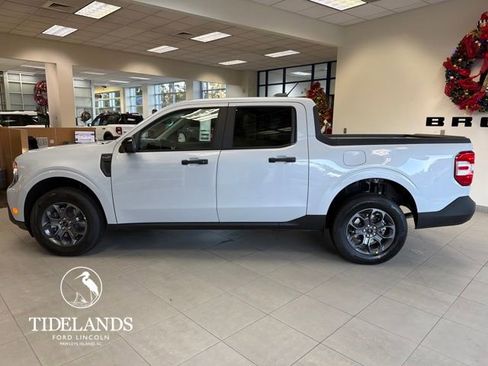 New 2026 Ford Maverick XLT w/ Equipment Group 301A AWD/4WD image 5