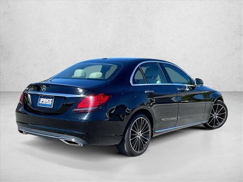 Used 2020 Mercedes-Benz C 300 Sedan image 2