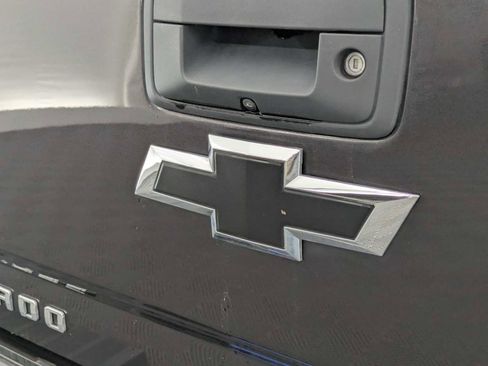 Used 2015 Chevrolet Silverado 1500 LTZ Z71 w/ LTZ Plus Package image 13