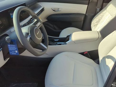 New 2026 Hyundai Tucson SEL FWD image 16