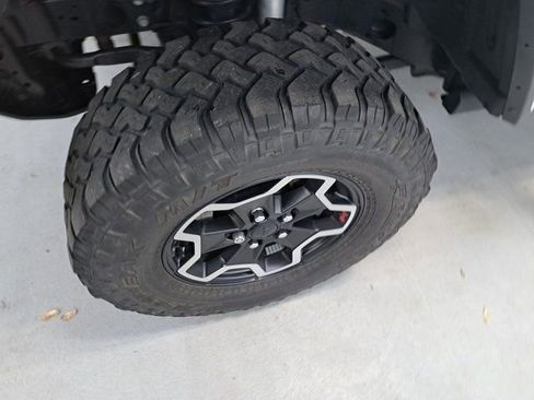 Used 2020 Jeep Gladiator Rubicon image 27