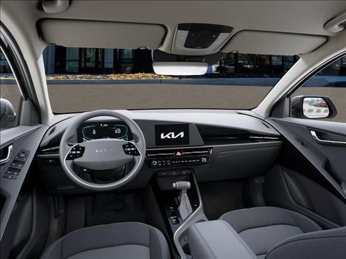 New 2026 Kia Niro LX image 14