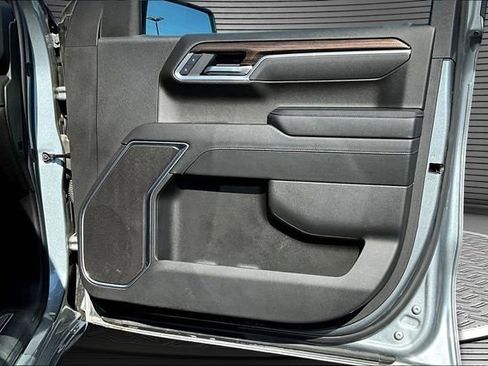 Used 2025 Chevrolet Silverado 1500 LT AWD/4WD image 27