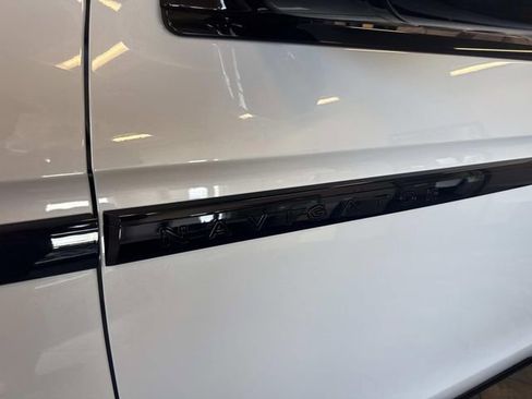 Used 2025 Lincoln Navigator Black Label AWD/4WD image 13