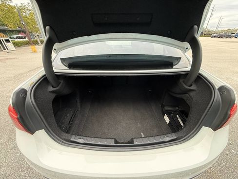 Used 2018 BMW 330i 330i 4dr Sedan w/ Convenience Package image 24