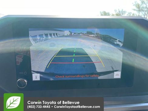 Used 2024 Toyota Tacoma SR5 AWD/4WD image 13