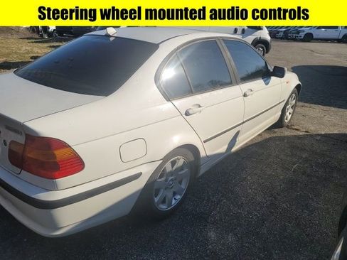 Used 2004 BMW 325i image 8