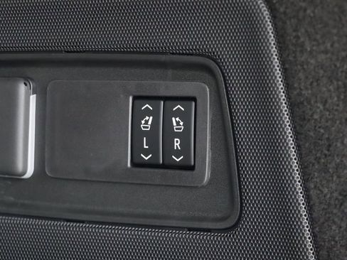 Used 2026 Cadillac Escalade Platinum Sport image 54