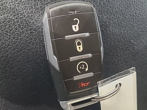 Used 2019 RAM 1500 Big Horn AWD/4WD image 23