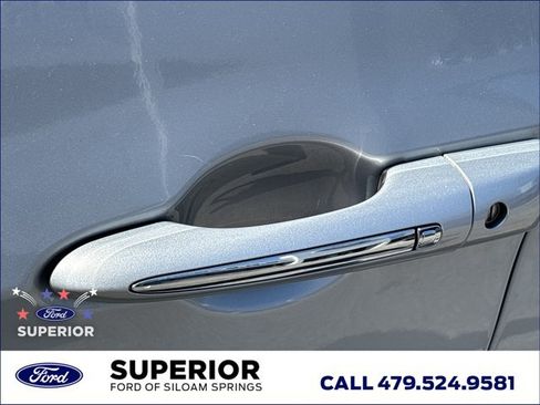 Used 2023 Chrysler Pacifica Limited FWD image 17