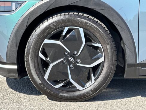 Certified 2024 Hyundai Ioniq 5 SEL RWD image 31