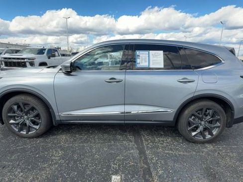 Used 2023 Acura MDX SH-AWD w/ Technology Package image 5