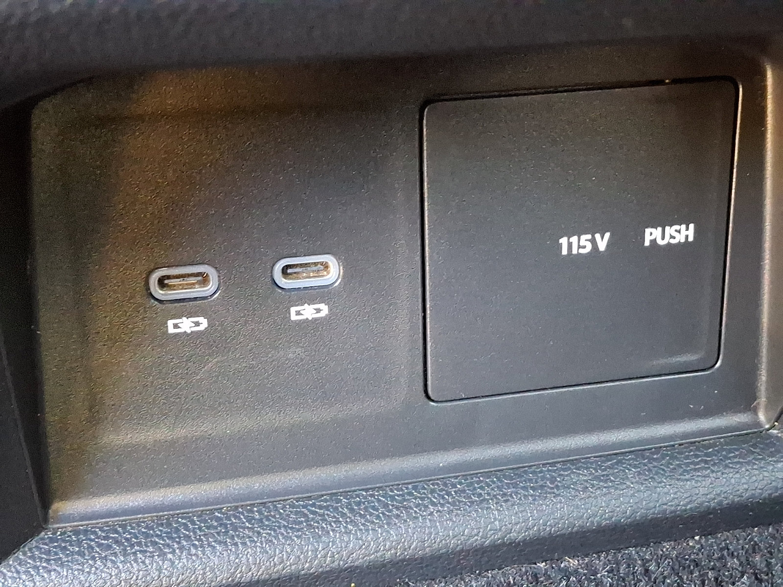 Used 2023 Volkswagen Atlas Cross Sport SEL R-Line AWD/4WD image 11