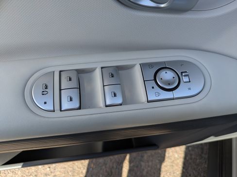 Certified 2023 Hyundai Ioniq 5 SE image 19