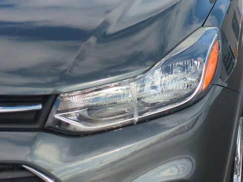 Used 2020 Chevrolet Trax LS image 11