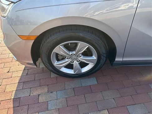 Used 2020 Honda Odyssey EX-L image 10