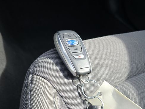 Used 2025 Subaru Crosstrek 2.0i Premium AWD/4WD image 36