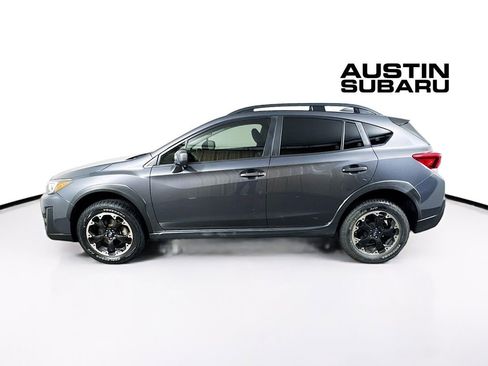 Used 2021 Subaru Crosstrek 2.0i Premium image 4
