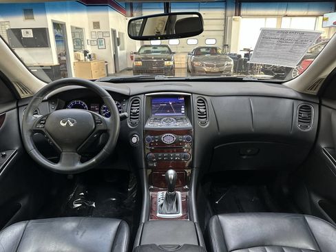 Used 2014 INFINITI QX50 Journey w/ Premium Package image 18