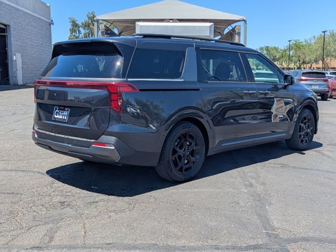 New 2026 Kia Carnival SX w/ SX Dark Edition Package image 3