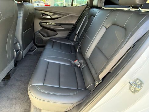 Used 2024 Buick Envista Sport Touring image 31