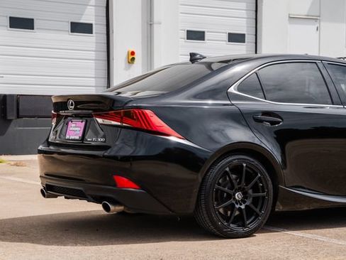 Used 2017 Lexus IS 300 F Sport w/ F Sport Package AWD/4WD image 42