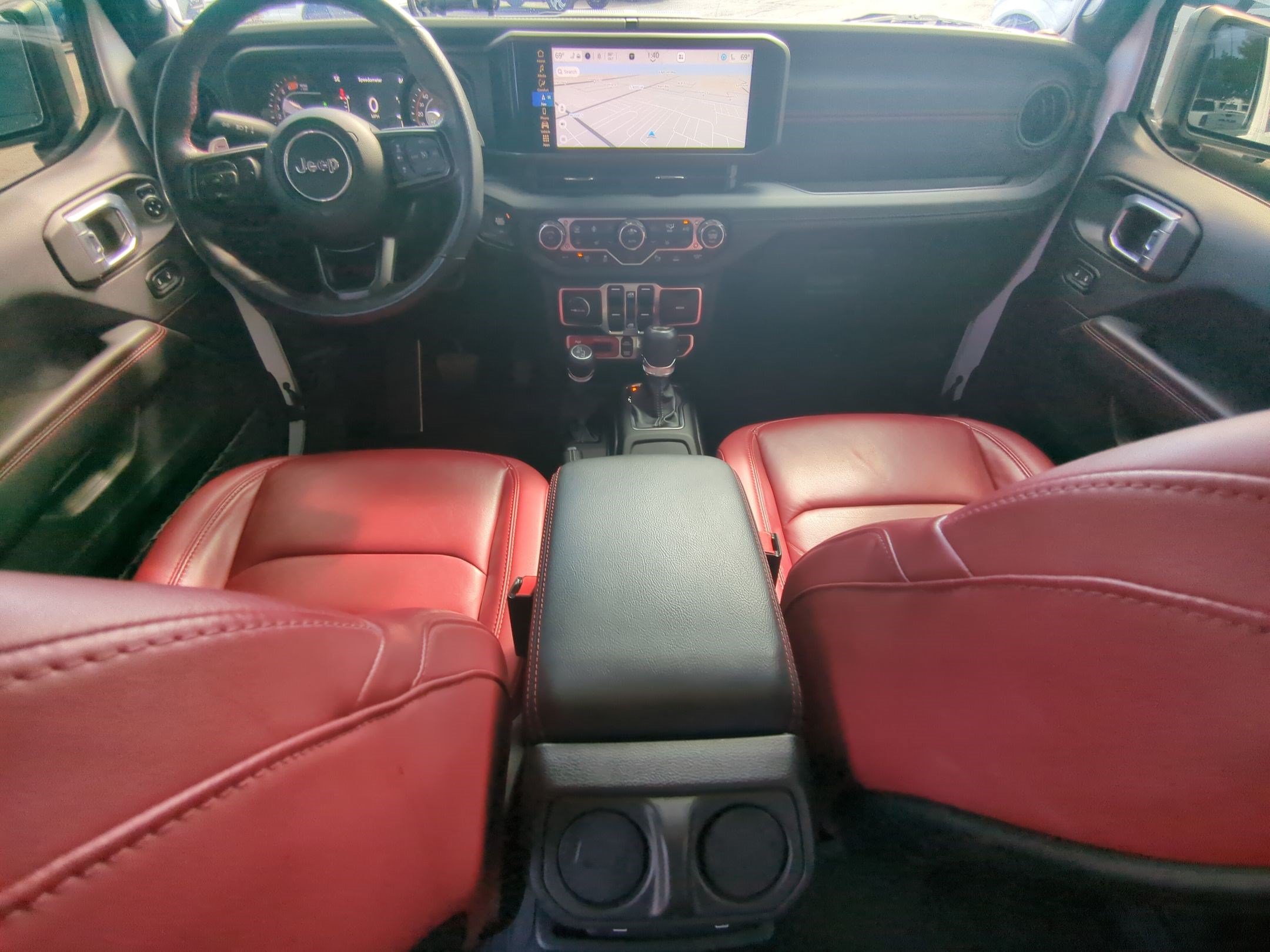 Used 2024 Jeep Wrangler Unlimited Rubicon 392 AWD/4WD image 30