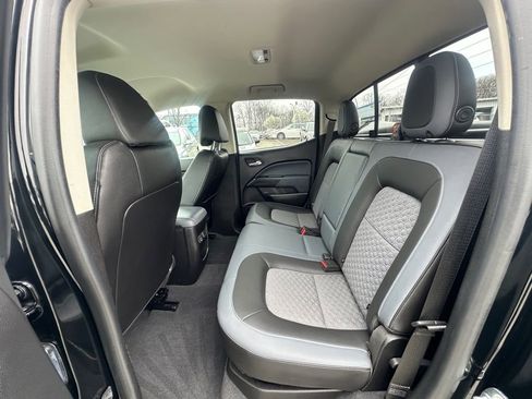 Used 2019 Chevrolet Colorado Z71 AWD/4WD image 23