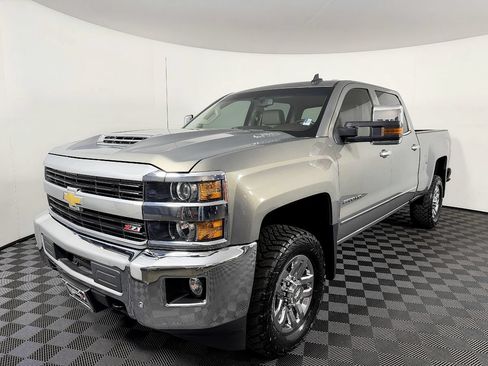 Used 2017 Chevrolet Silverado 2500 LTZ w/ Duramax Plus Package AWD/4WD image 2