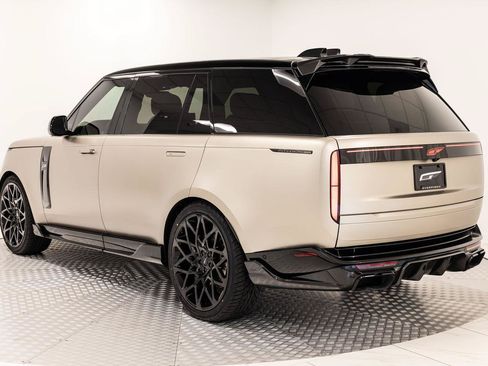 Used 2024 Land Rover Range Rover Long Wheelbase SE AWD/4WD image 2