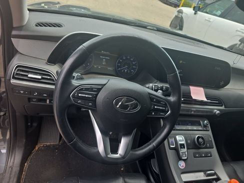 Used 2021 Hyundai Palisade SEL w/ Premium Package FWD image 4