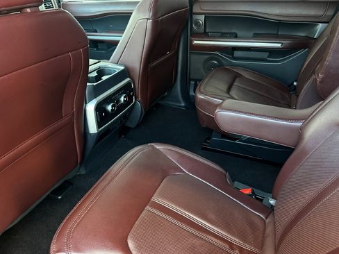 Certified 2023 Ford Expedition Limited image 11
