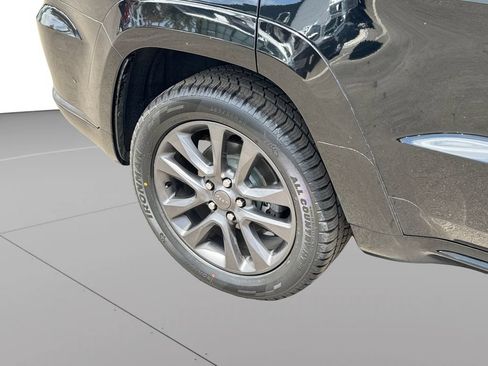 Used 2019 Jeep Grand Cherokee High Altitude AWD/4WD image 26