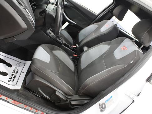 Used 2018 Ford Focus ST FWD image 18