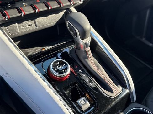 Used 2024 GMC Canyon AT4X image 13