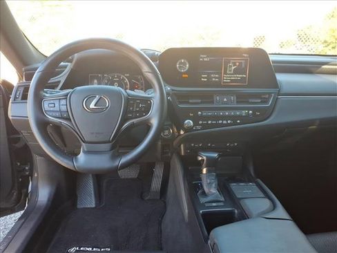 Used 2022 Lexus ES 350 w/ Premium Package image 15