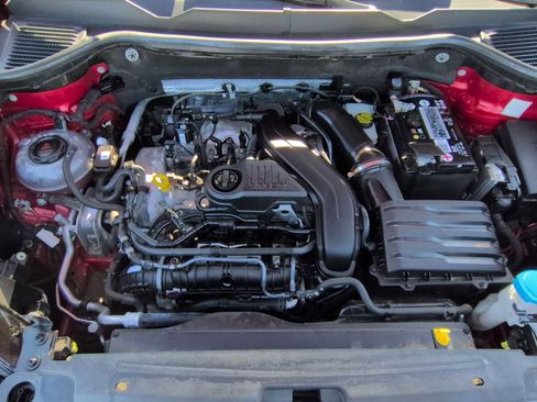 Used 2022 Volkswagen Taos SE w/ IQ.Drive SE Package image 15