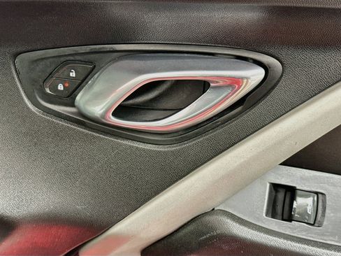 Used 2020 Chevrolet Camaro LT RWD image 42