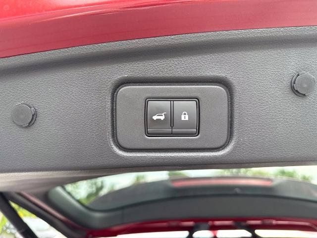 Certified 2023 Nissan Pathfinder Platinum AWD/4WD image 25