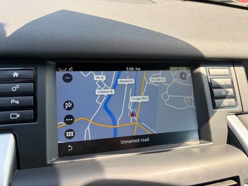 Used 2018 Land Rover Discovery Sport HSE AWD/4WD image 23