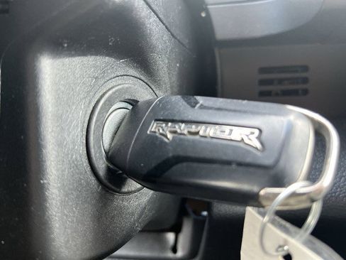 Used 2019 Ford F150 Raptor image 16