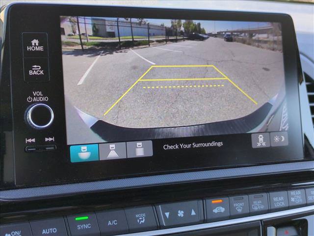 Used 2025 Honda Odyssey EX-L image 13