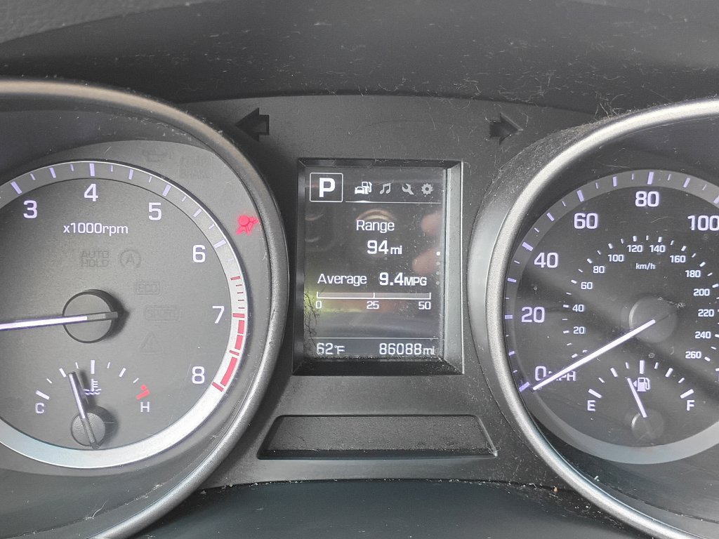 Used 2018 Hyundai Santa Fe Sport AWD/4WD image 22