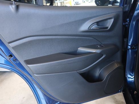 Used 2024 Chevrolet Trax LS w/ LS Convenience Package image 27