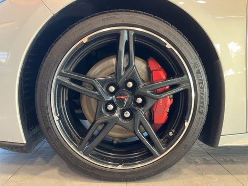 Used 2021 Chevrolet Corvette Stingray Premium Conv w/ 3LT image 9