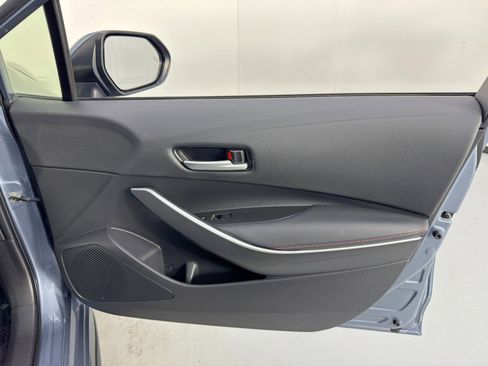 Used 2023 Toyota Corolla SE w/ SE Premium Package image 41