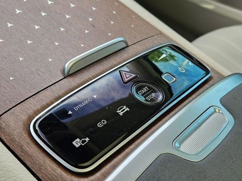 Used 2023 Mercedes-Benz EQS 580 4MATIC SUV image 22