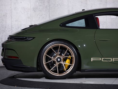 Used 2022 Porsche 911 GT3 image 13